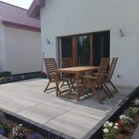 I Goscinne Lebska 162 *