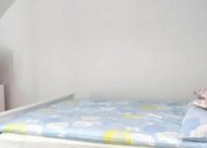 I Goscinne Lebska 162 *