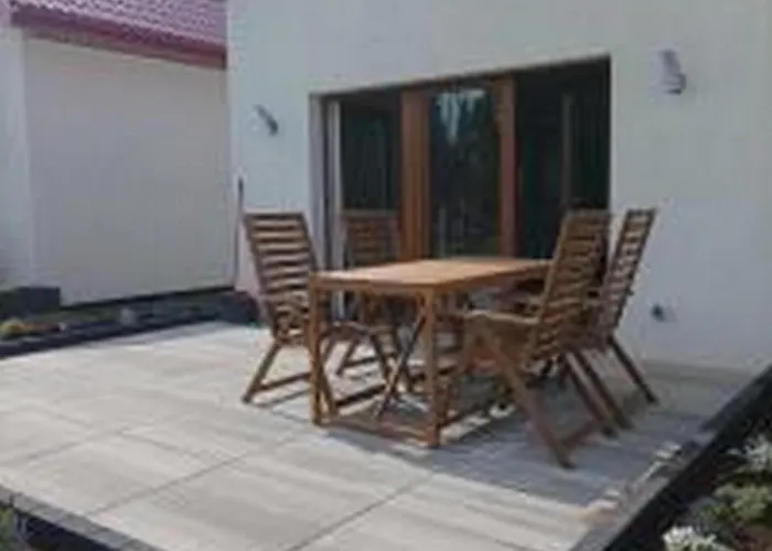 I Goscinne Lebska 162 *