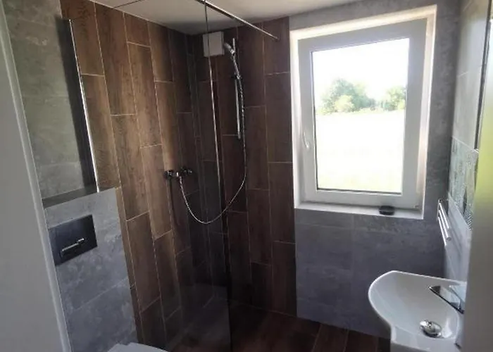 I Goscinne Lebska 162 * Nowecin